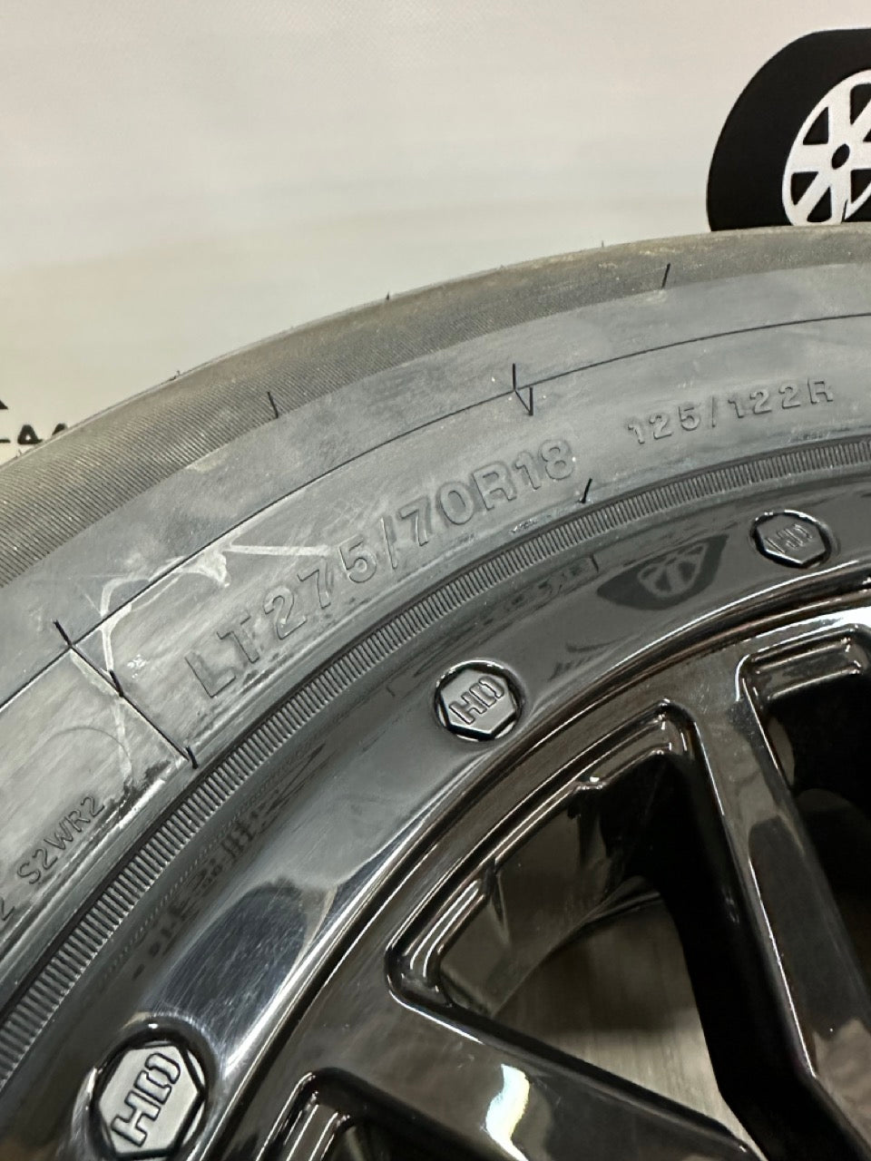 275/70/18 WINTER tires 18x9 Fast HD Menace Rims 8x180