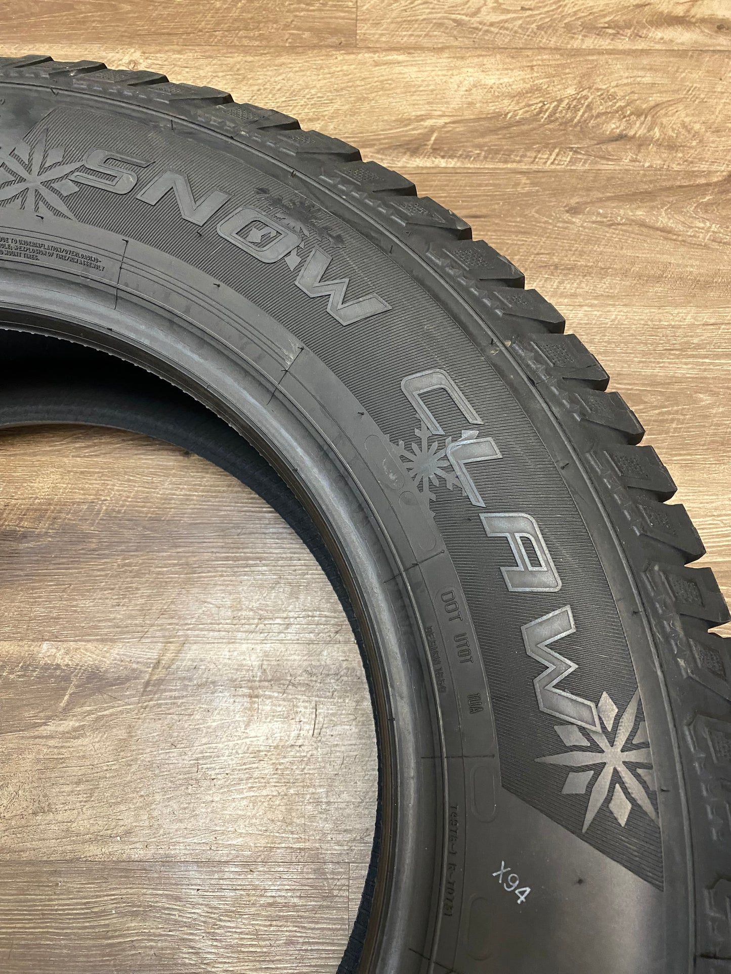 LT 275/65/20 Cooper Discoverer Snow Claw 10 ply