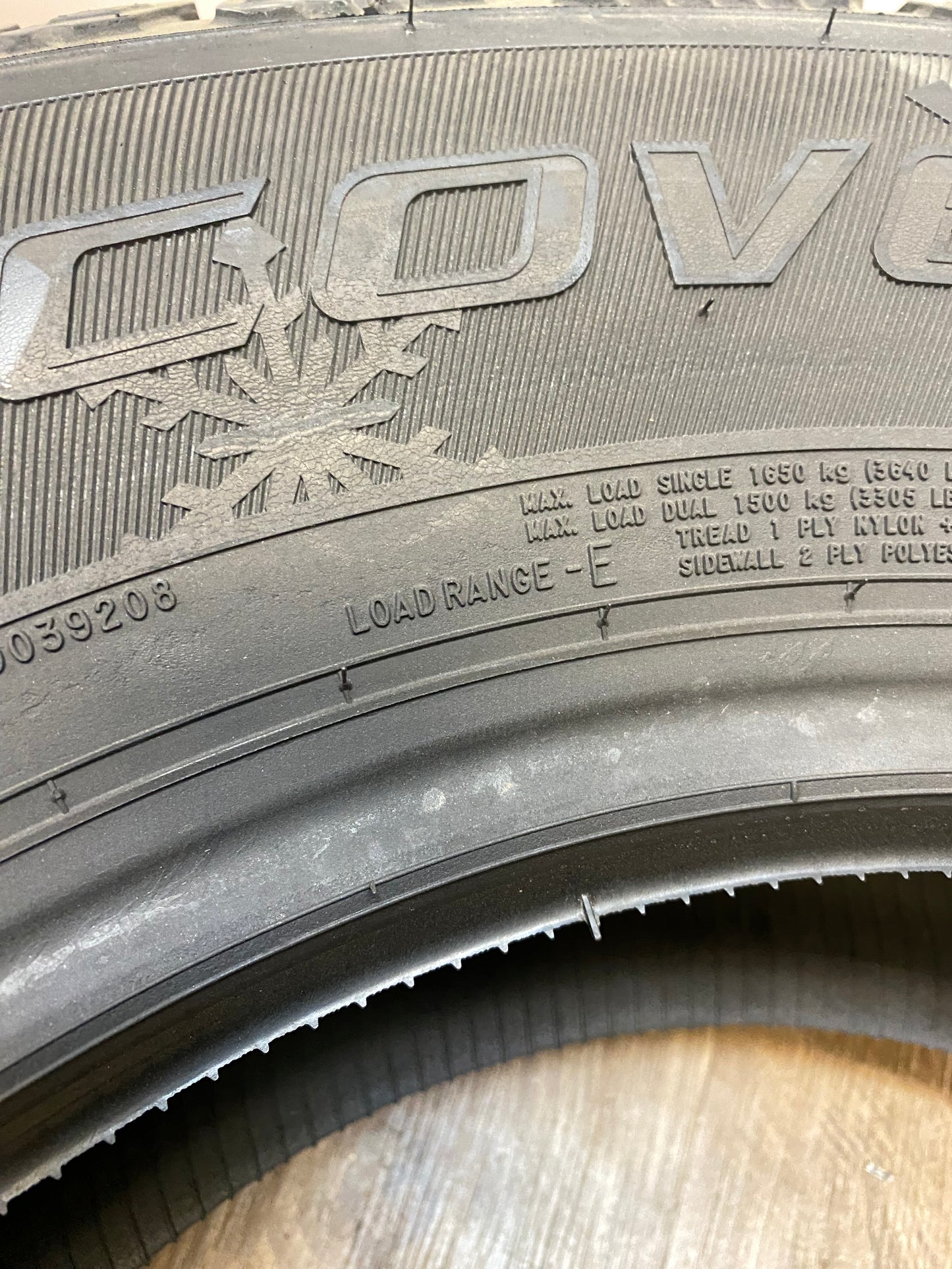 LT 275/70/18 Cooper DISCOVERER SNOW CLAW E Studdable Winter Tires - R&T Sales