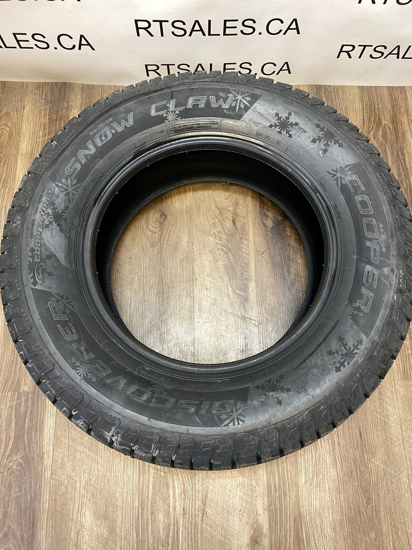 275/65/18 Cooper Discoverer Snow Claw Winter 18 inch Tires