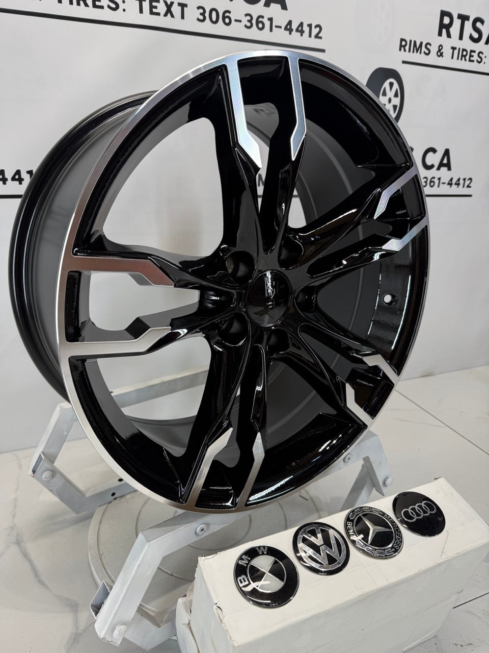 18x8 replica 165 Rims 5x112 Black/Machined