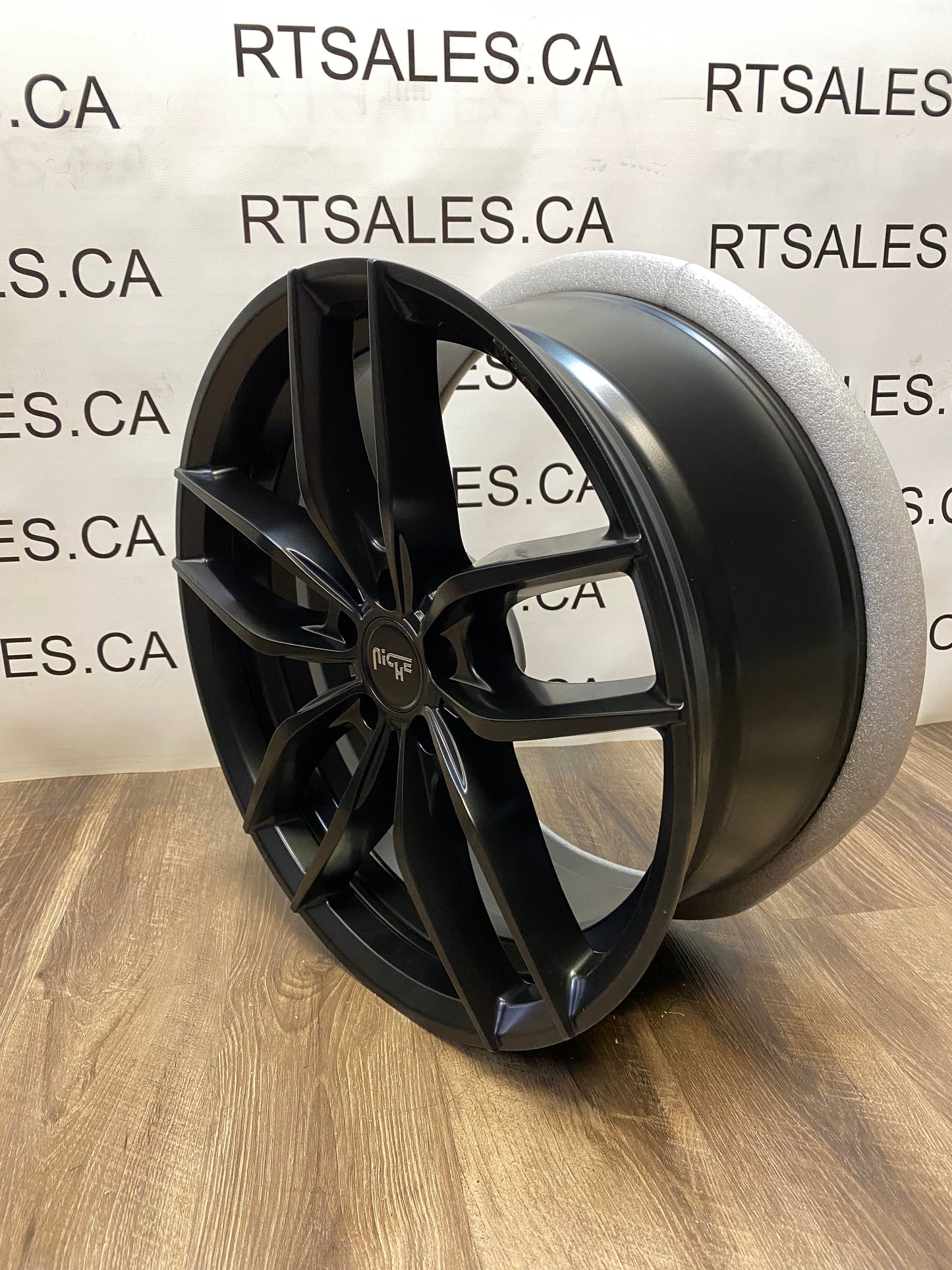 19x8.5 Niche Vosso Rims 5x108 Ford Edge Escape Lincoln Land Rover