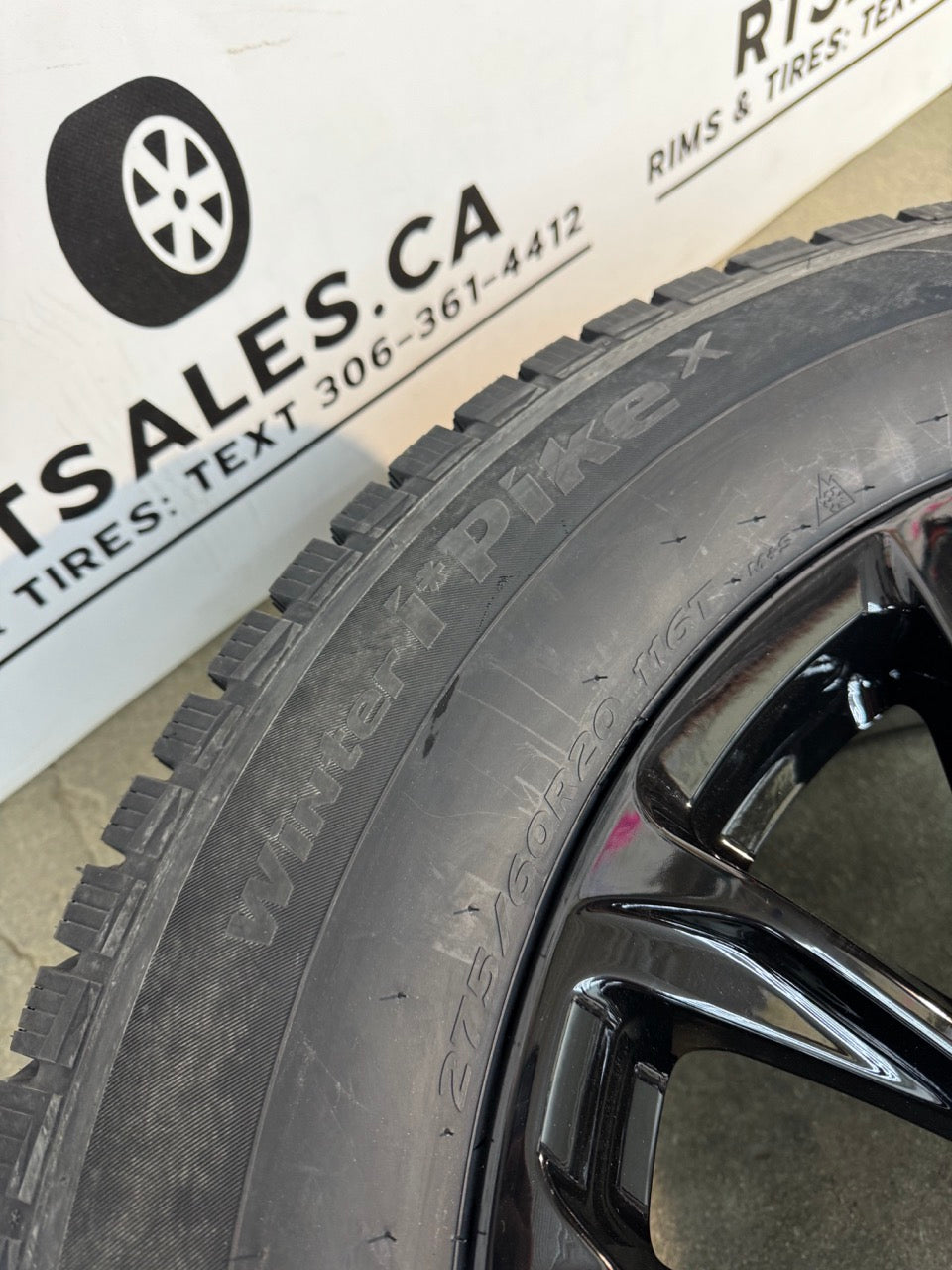 275/60/20 Studded Winter tires on rims Chevy GMC 1500