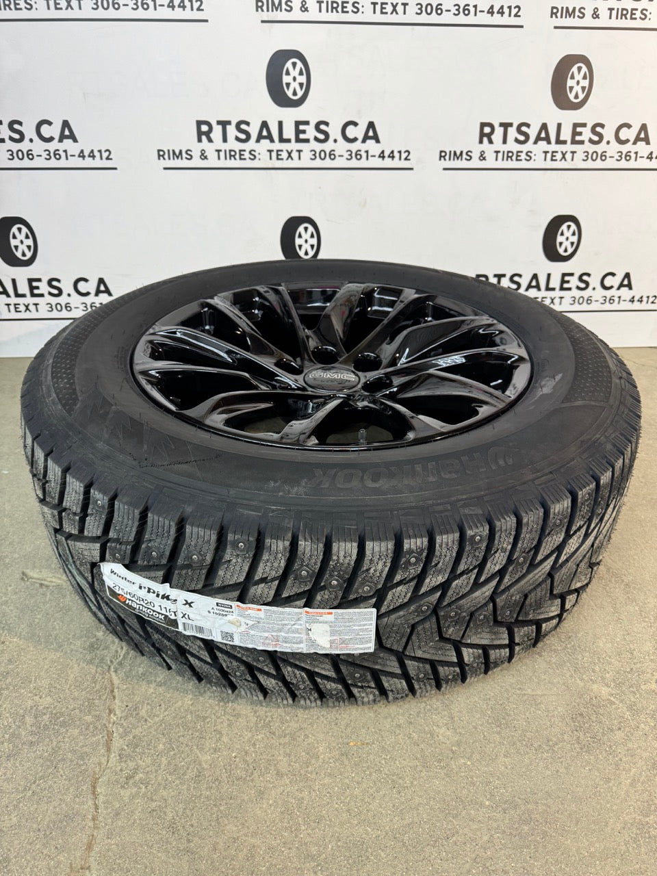 275/60/20 Studded Winter tires on rims Chevy GMC 1500