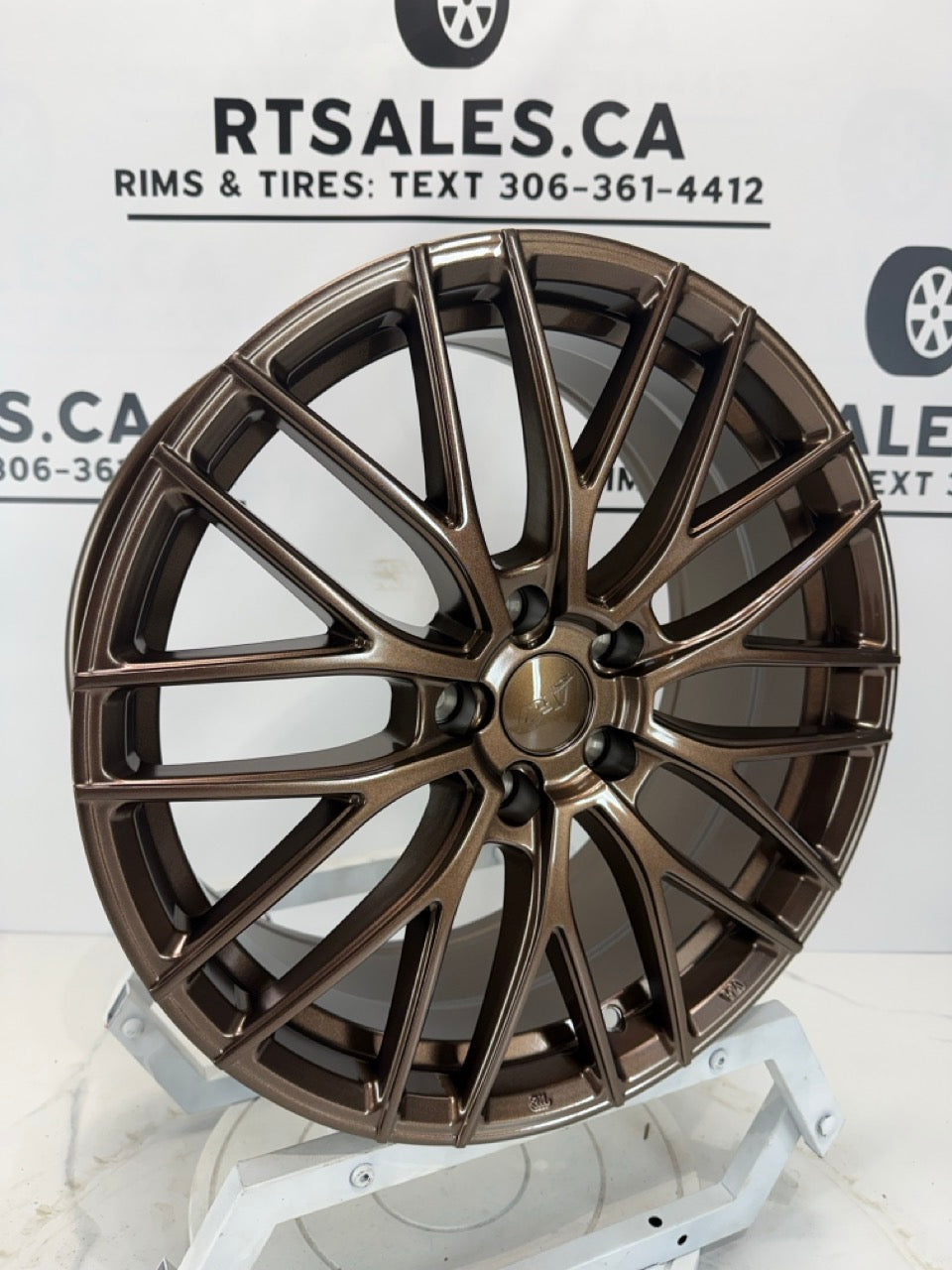 18x8 Dai Rims 5x114.3 Gloss Bronze