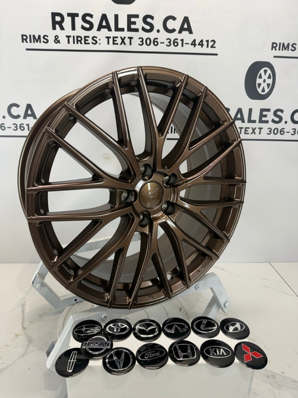 18x8 Dai Rims 5x114.3 Gloss Bronze