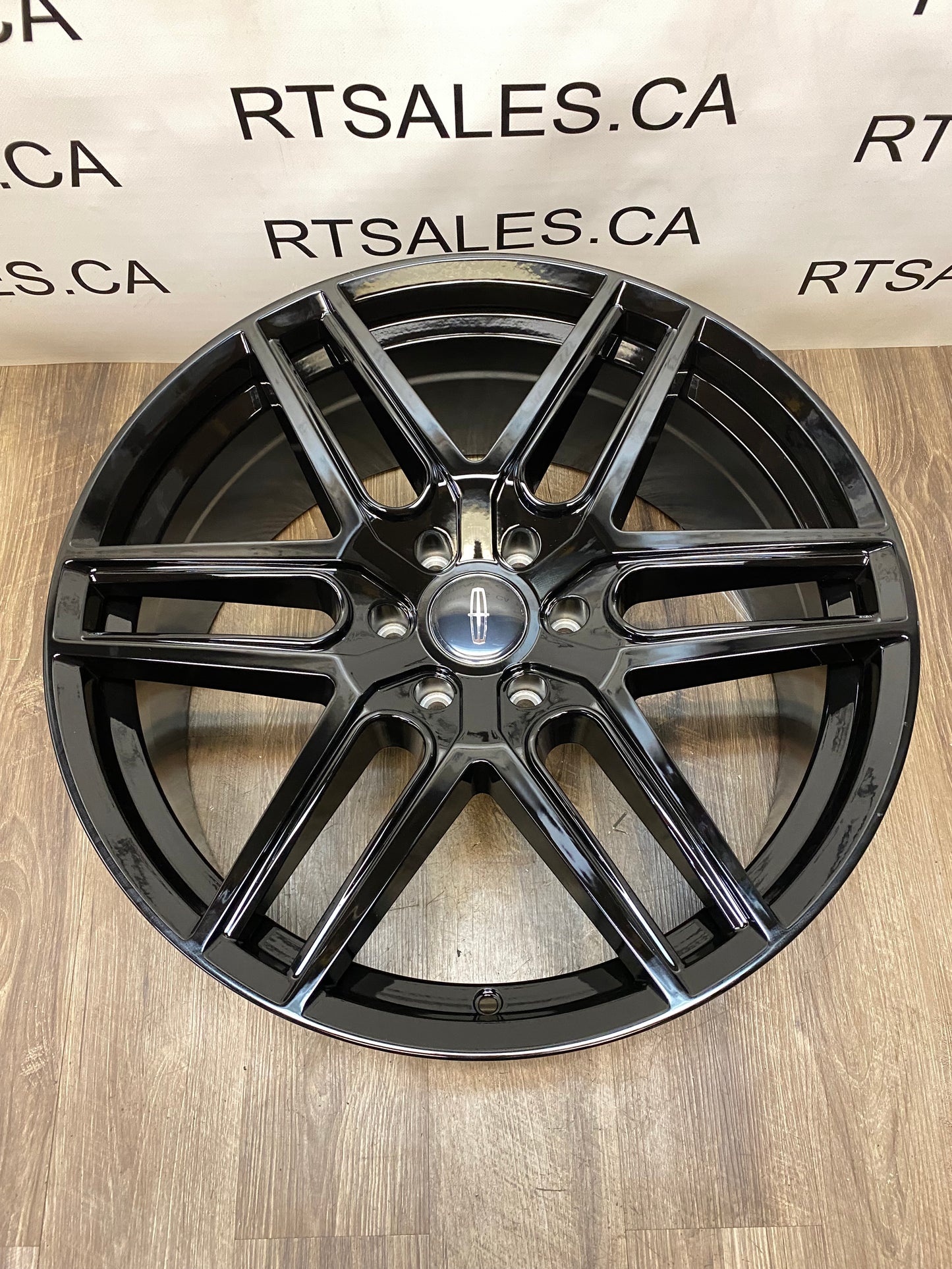 22x9.5 Touren Rims 6x135 Ford F-150 and Expedition