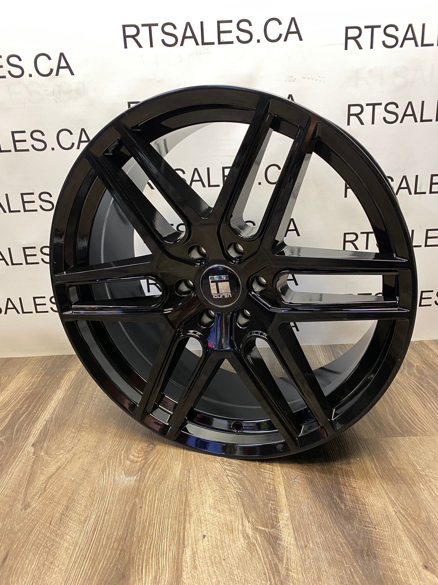 22x9.5 Touren Rims 6x135 Ford F-150 and Expedition