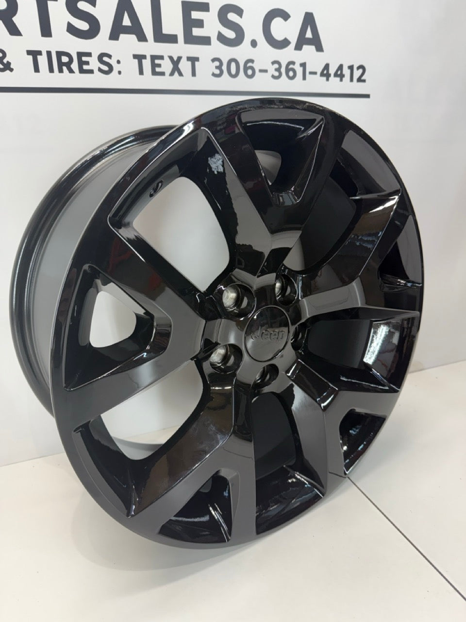 18x7.5 Replica 105 Rims 5x110