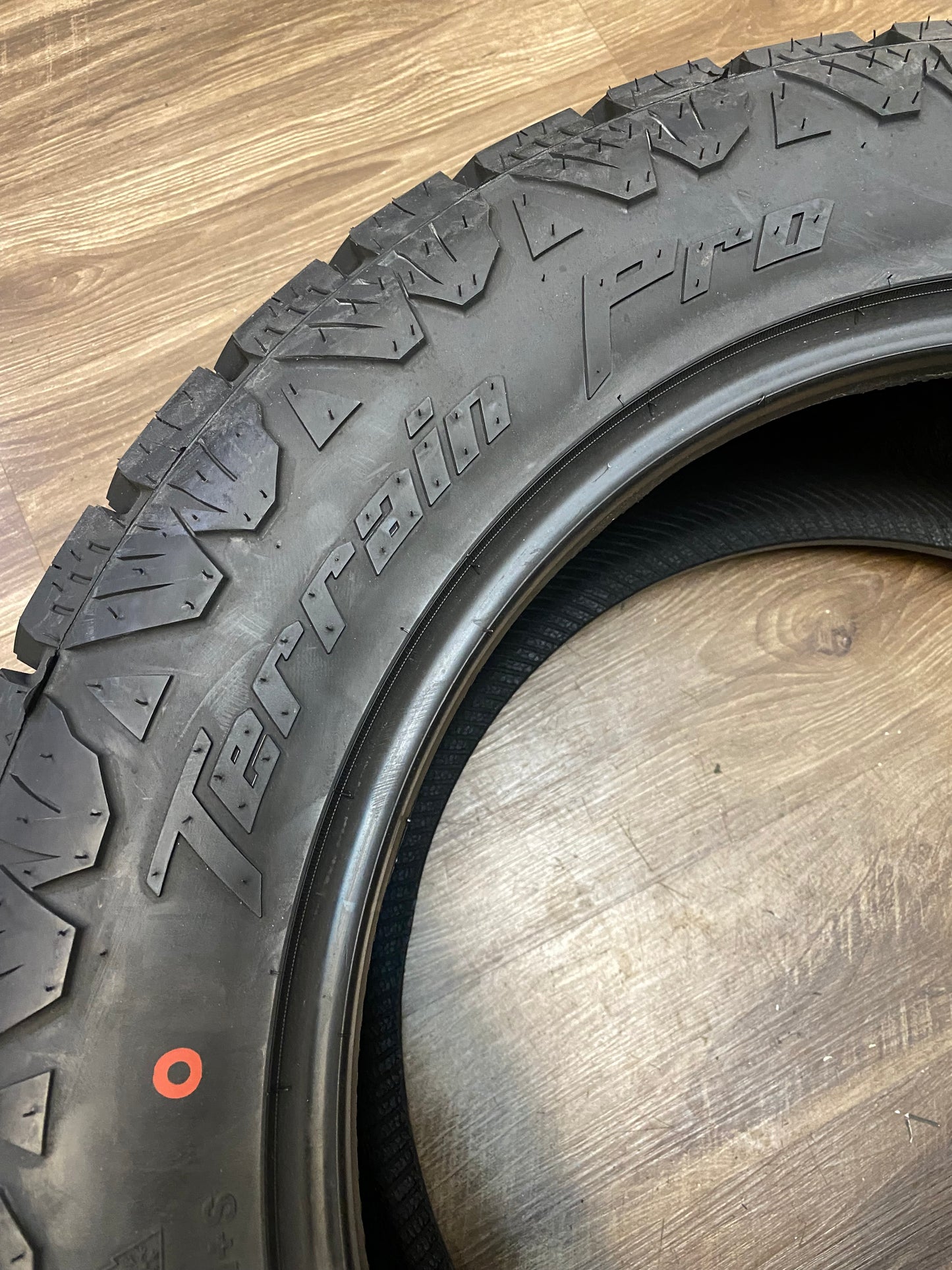 LT 285/55/20 Amp TERRAIN PRO A/T E All Season Tires