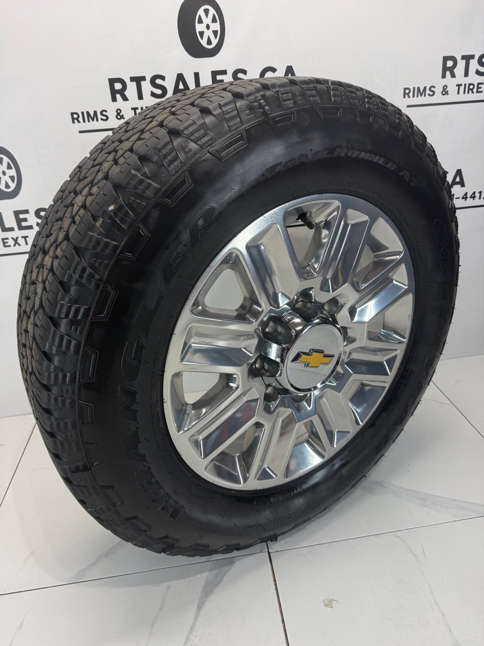 275/65/20 Tires GMC CHEVY High Country Rims 8x180. 2500 3500