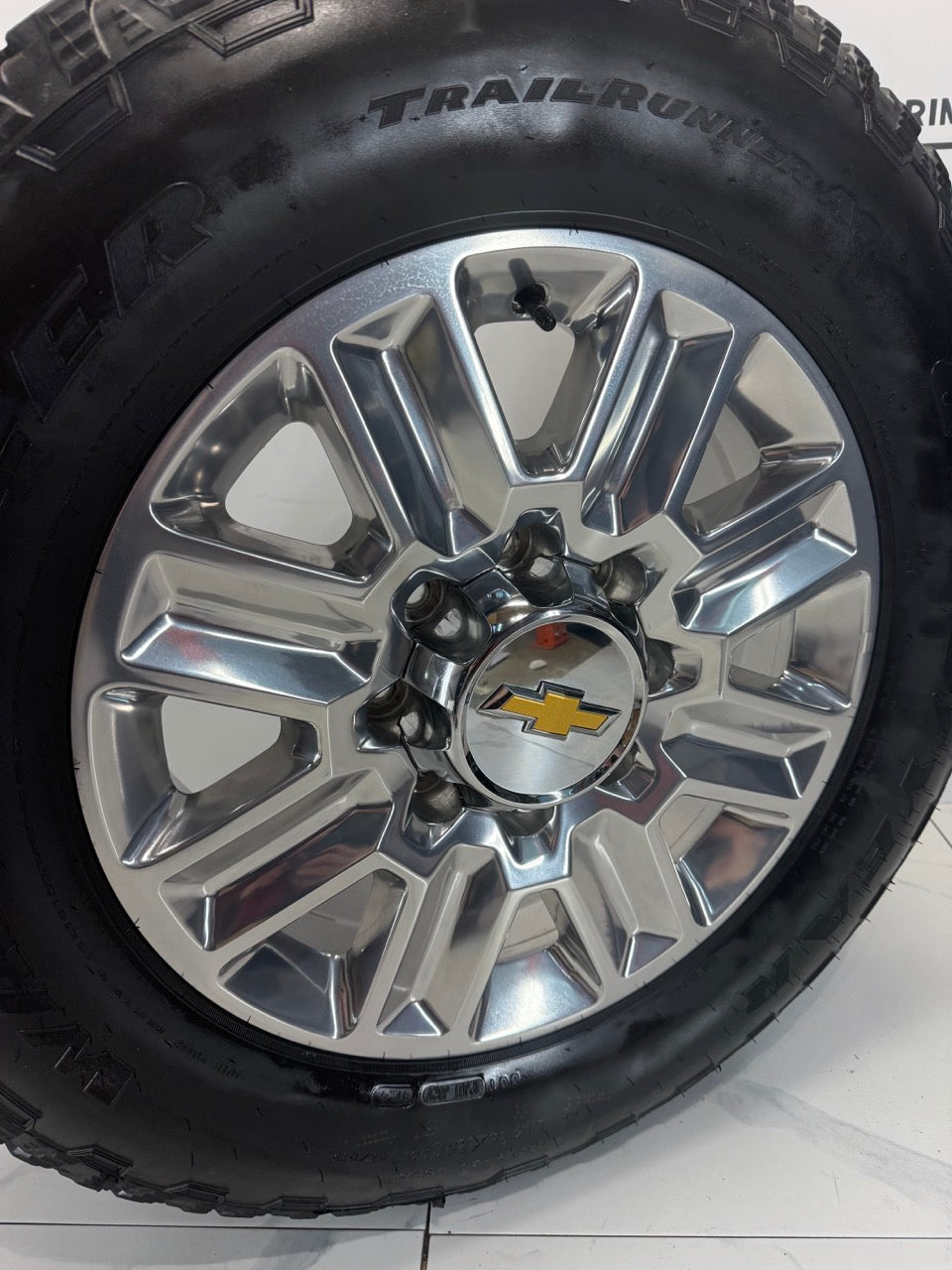 275/65/20 Tires GMC CHEVY High Country Rims 8x180. 2500 3500