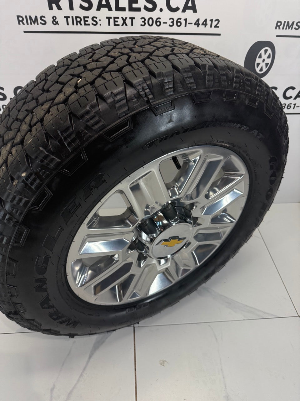 275/65/20 Tires GMC CHEVY High Country Rims 8x180. 2500 3500