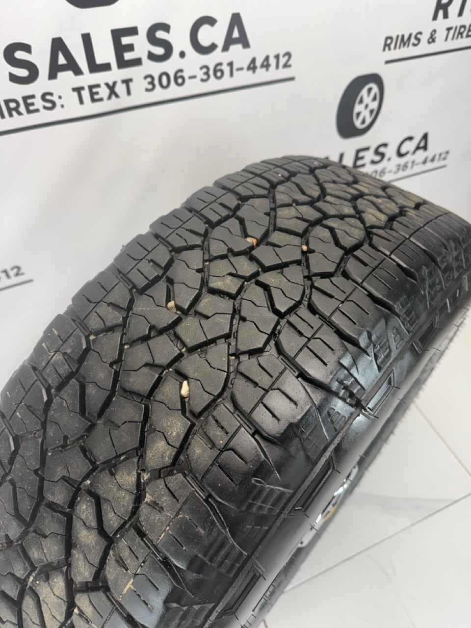 275/65/20 Tires GMC CHEVY High Country Rims 8x180. 2500 3500
