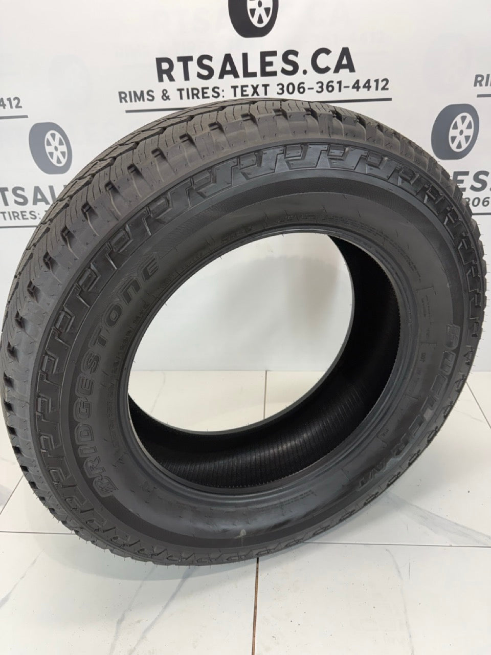 275/65/20 Bridgestone Dueler E Tires. (takeoffs)