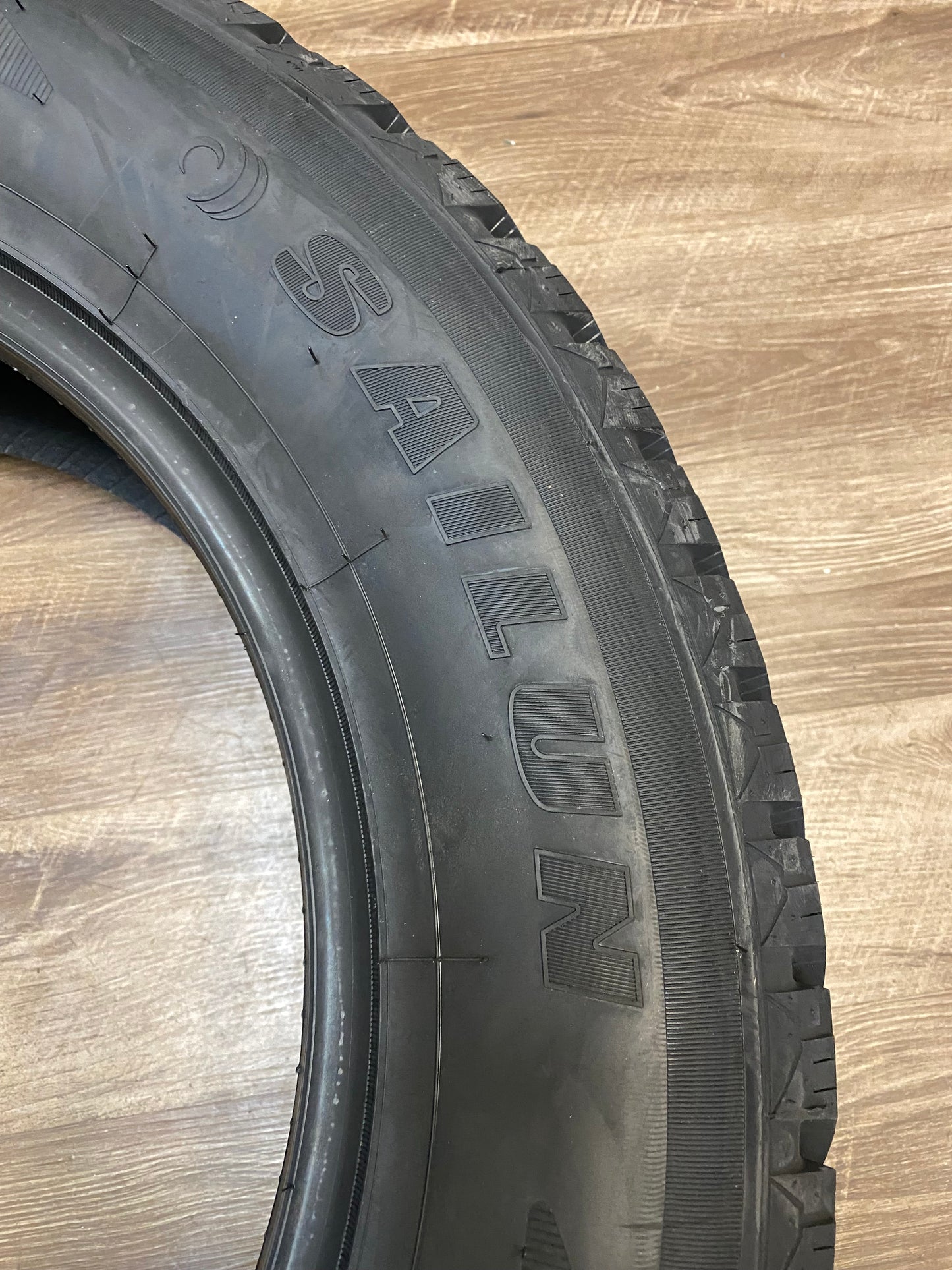 275/60/20 Sailun ICEBLAZER WST2 STUDDABLE XL Winter Tires - R&T Sales