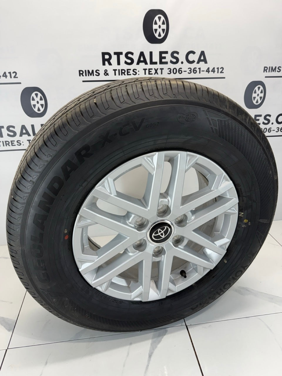 265/70/18 tires 18x7.5 Rims 6x139.7 Toyota Tundra Tacoma