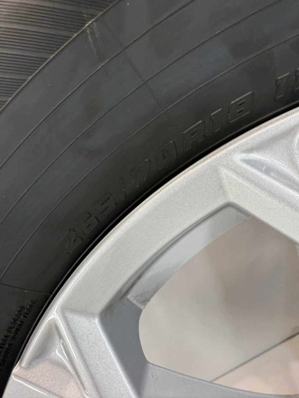 265/70/18 tires 18x7.5 Rims 6x139.7 Toyota Tundra Tacoma