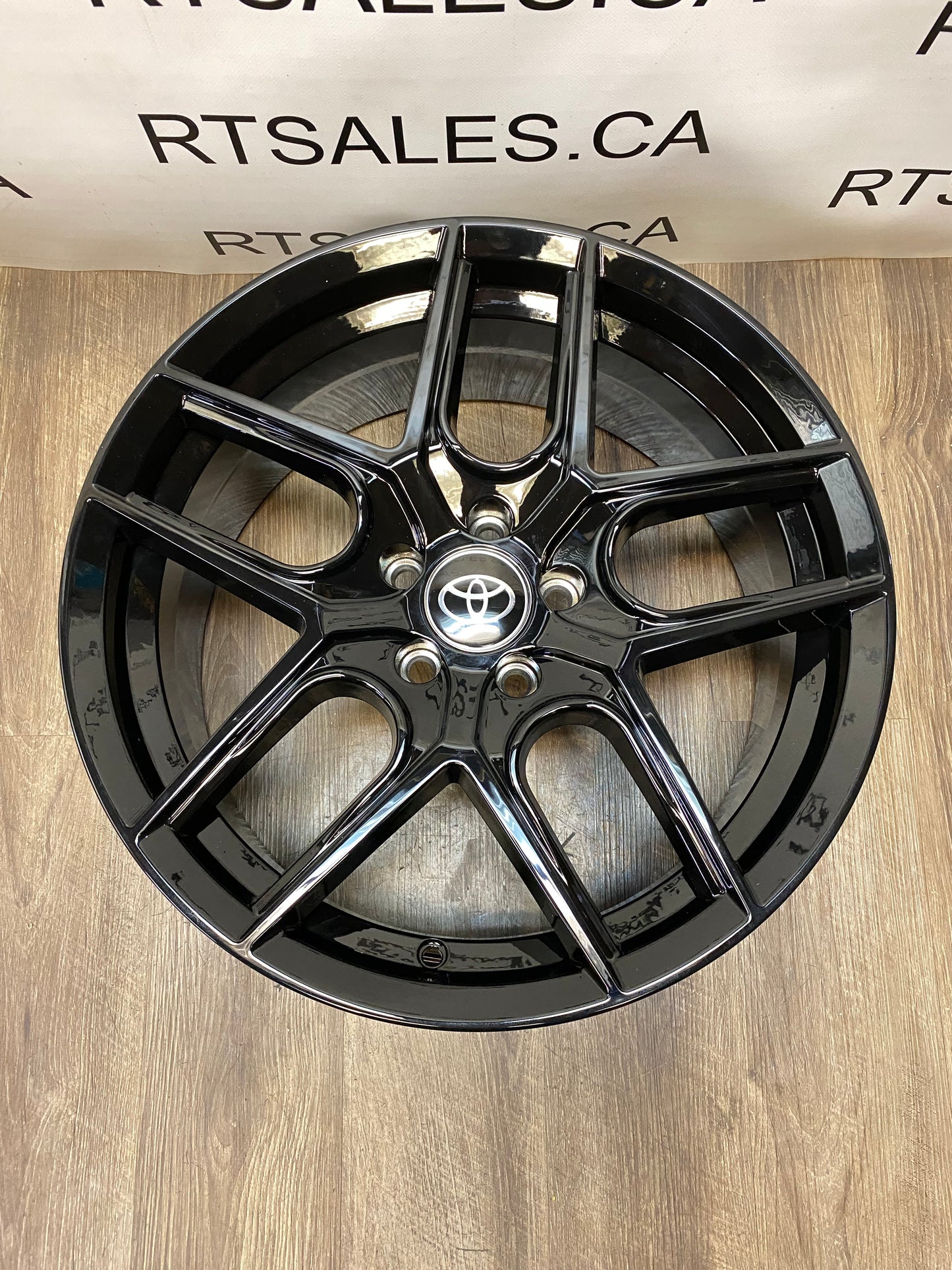 18x8 Touren TR79 Rims 5x114.3 Multi-fit