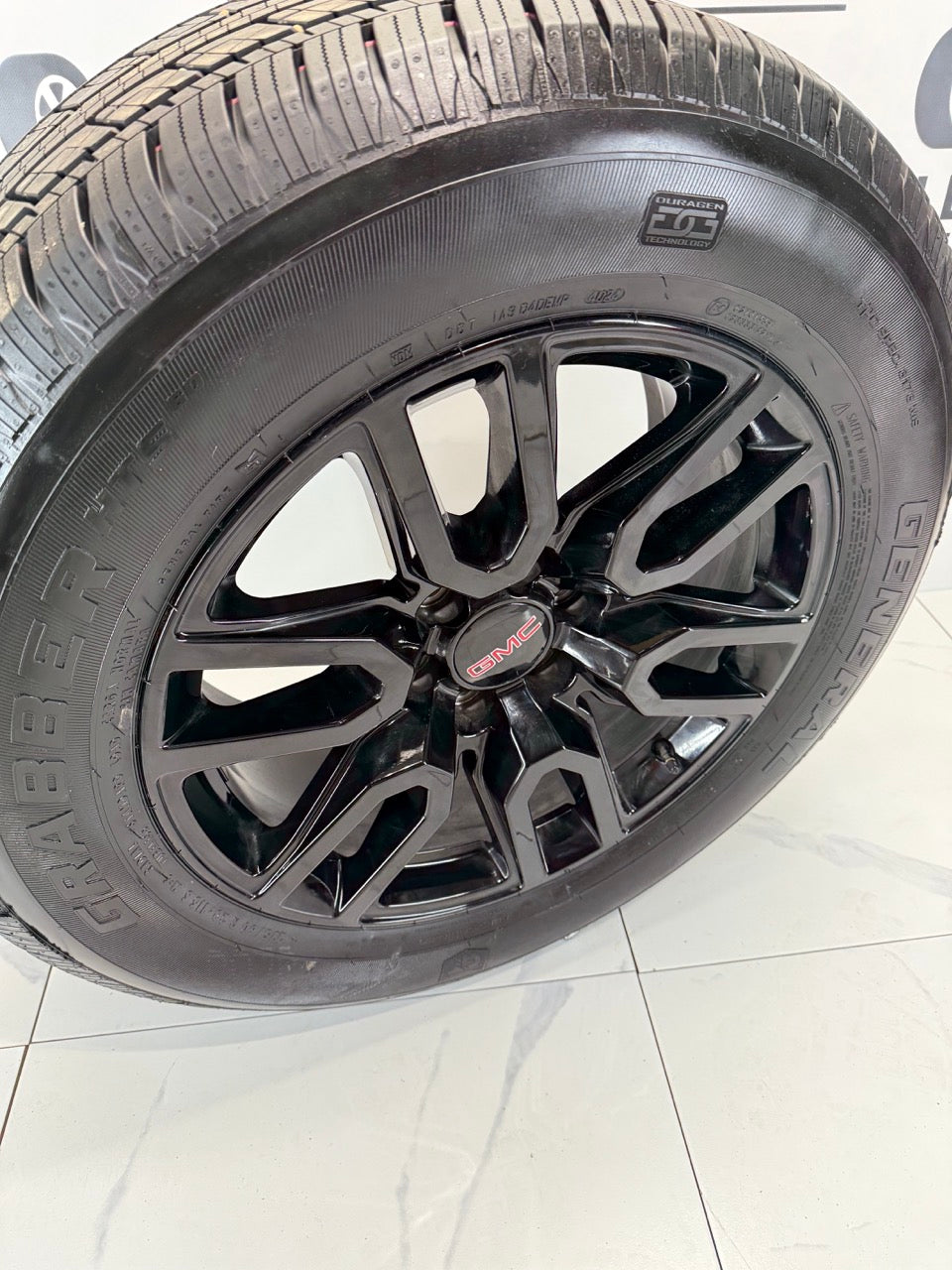 275/60/20 General tires GMC Chevy 1500 20 inch rims (Takeoffs)