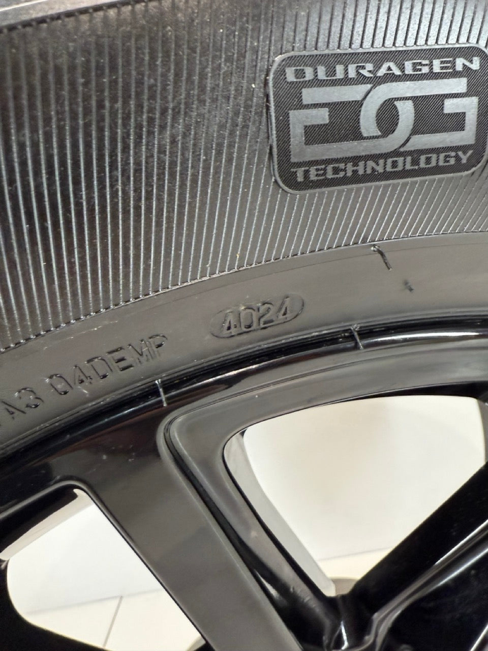 275/60/20 General tires GMC Chevy 1500 20 inch rims (Takeoffs)