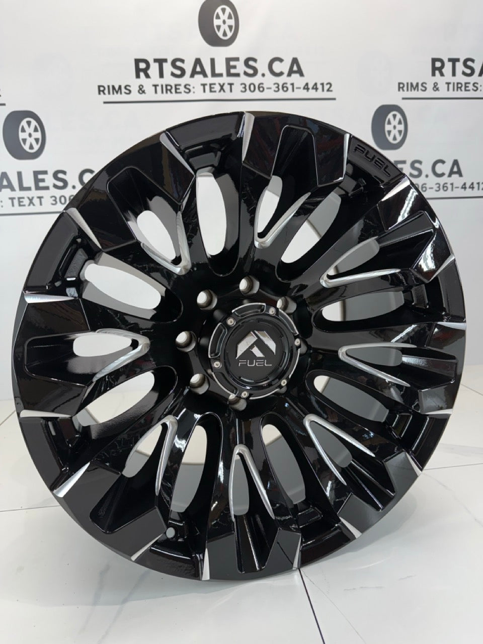 20x10 Fuel Quake Rims 8x165