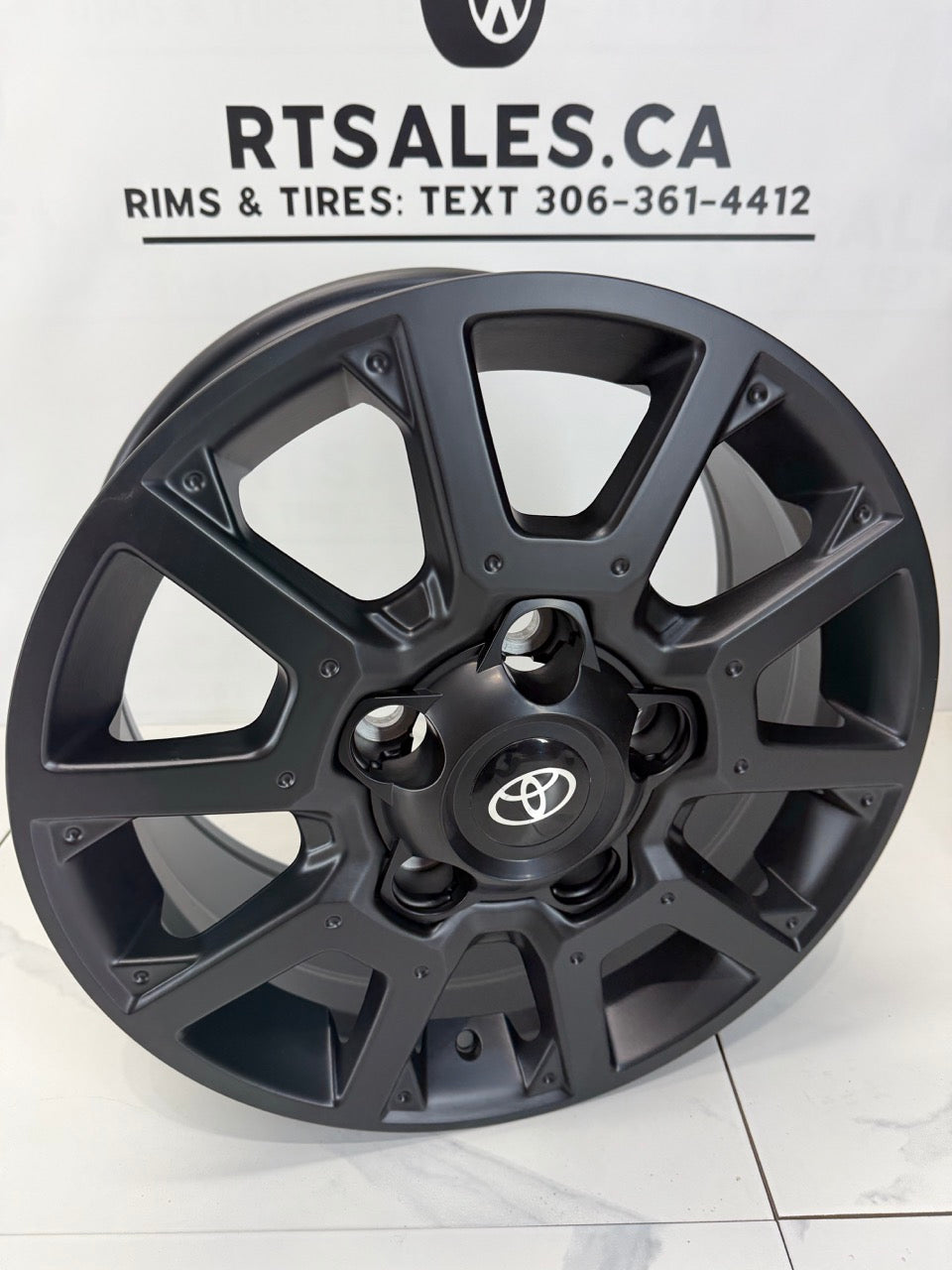 20x8.5 Replica R226 Rims 5x150