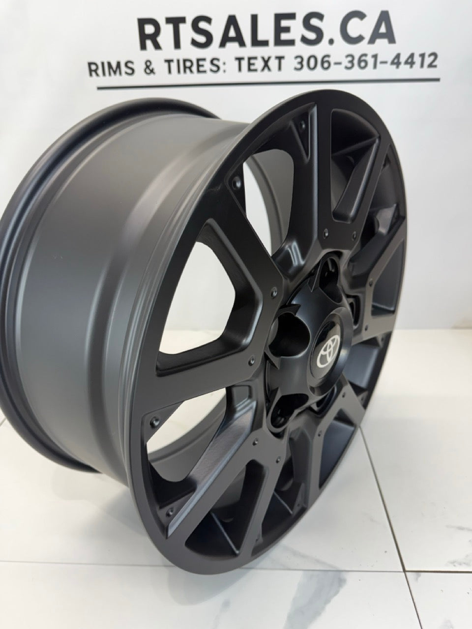 20x8.5 Replica R226 Rims 5x150