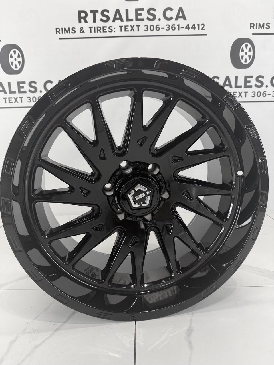 20x10 TIS 547B Rims 6x139.7