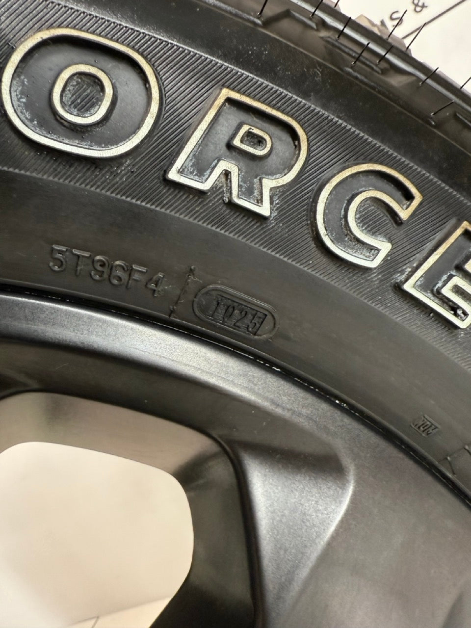 LT 285/60/20 Firestone tires Dodge Ram 2500 3500 rims / 8x165 (Takeoffs)
