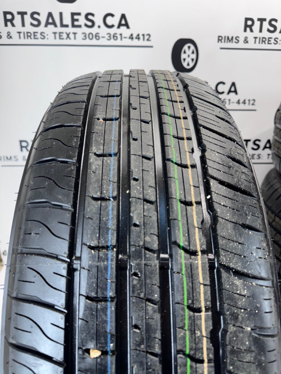 265/55/20 Dunlop Grandtrek 20" tires (takeoffs)