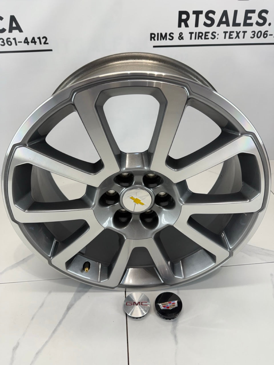 20x8.5 Chevy GMC OEM Rims 6x120 (takeoff)