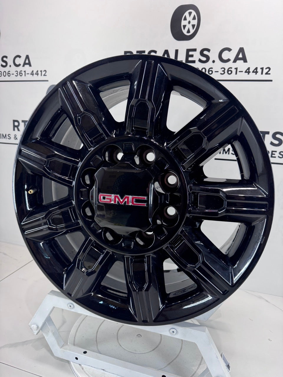 20x8.5 GMC 2500/3500 OEM Rims 8x180 (Takeoffs)