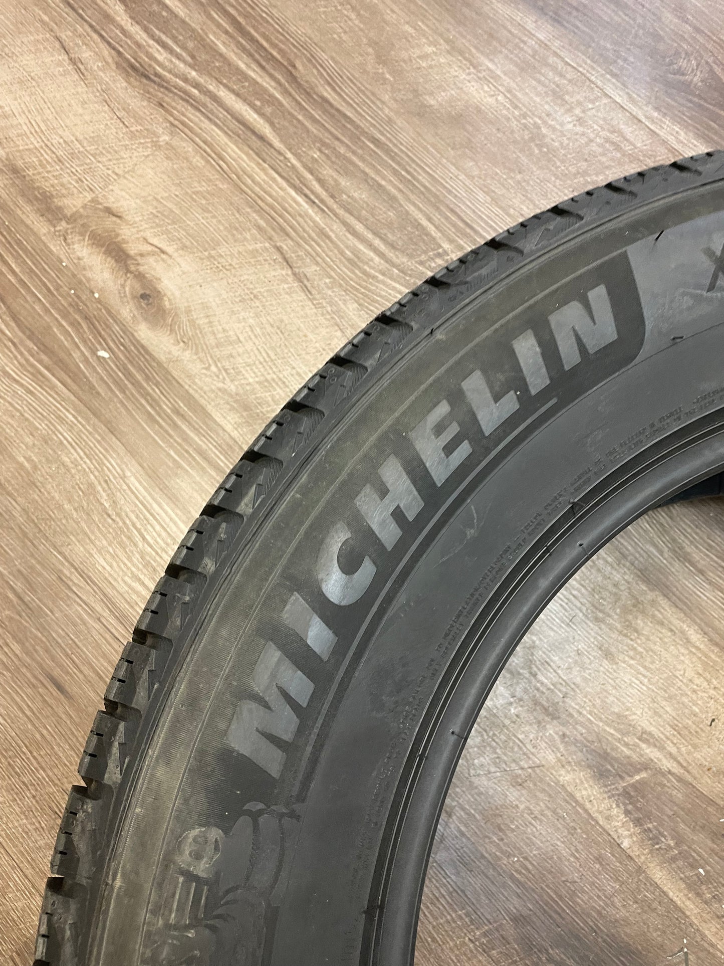 275/60/20 Michelin X-Ice Winter (Set of Four)
