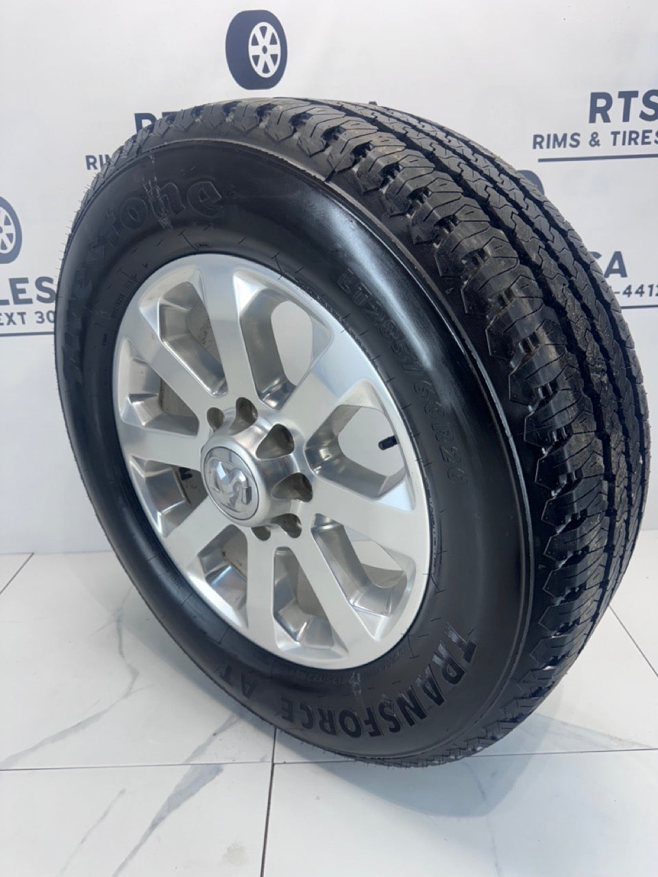 LT 285/60/20 Firestone tires Dodge Ram 2500 3500 rims / 8x165 (Used)