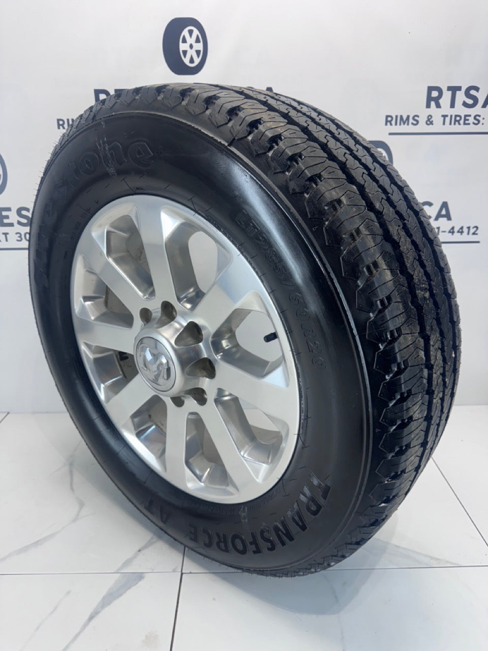 LT 285/60/20 Firestone tires Dodge Ram 2500 3500 rims / 8x165 (Used)