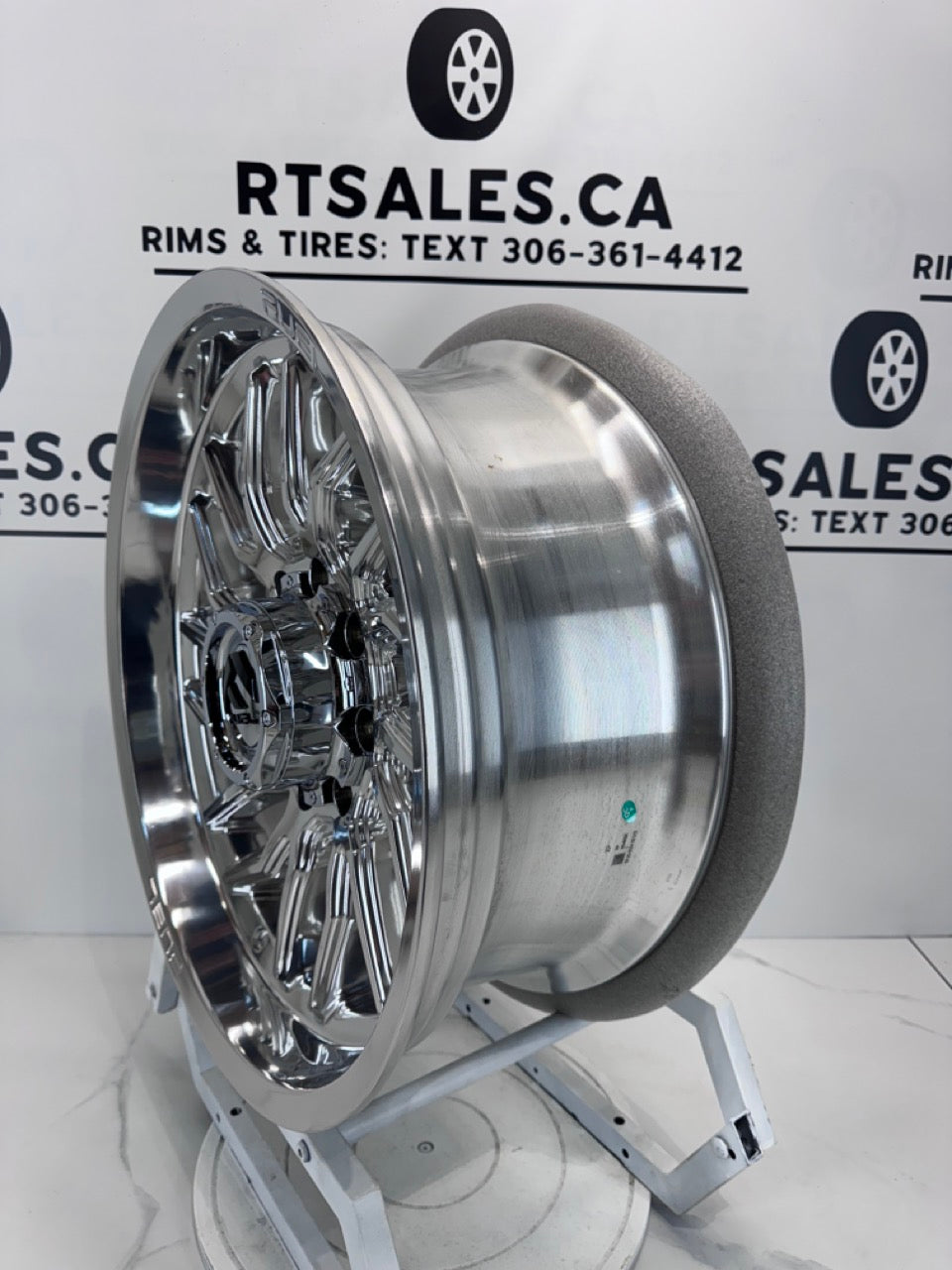 20x9 Fuel Hurricane Rims 8x165