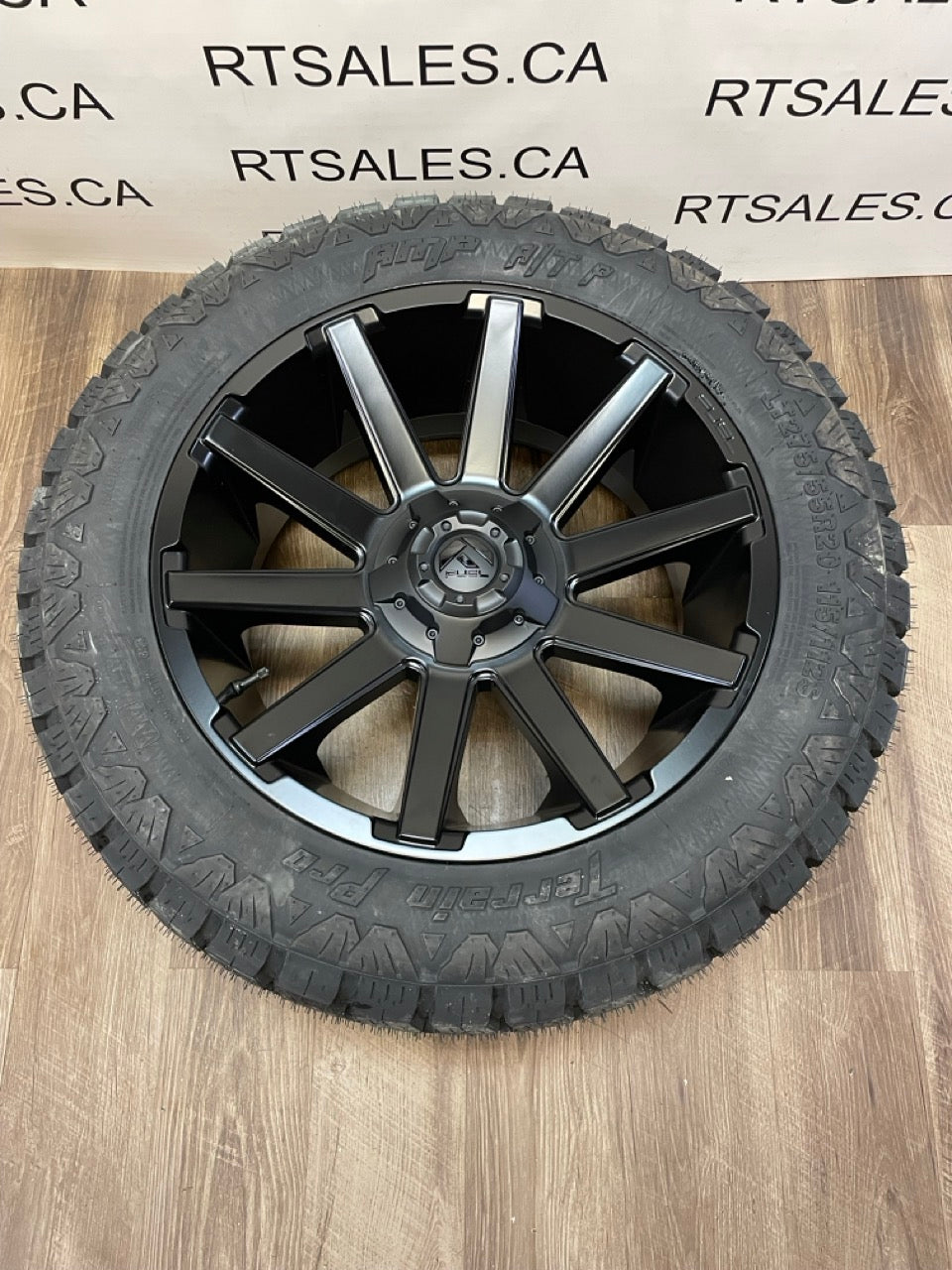 275/55/20 AMP ALL Season tires Fuel 6x135/139 GM RAM FORD