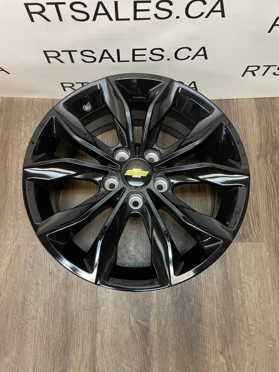 17x7.5 GM replica Rims 5x115 GMC Chevy Cadillac. FREE SHIPPING