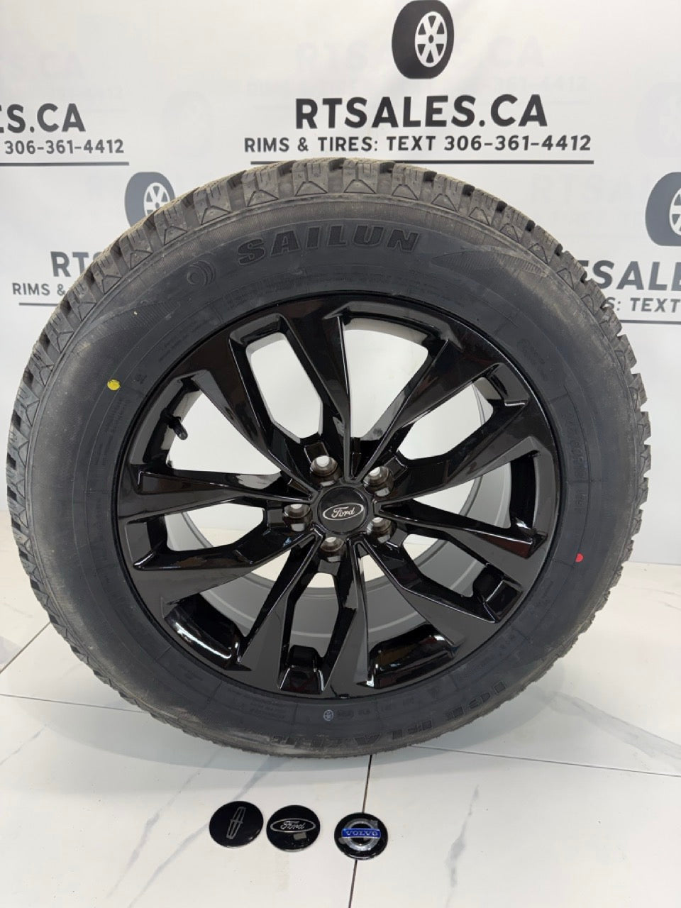 245/60/18 WINTER TIRES Dai rims 5x108 Ford EDGE LINCOLN