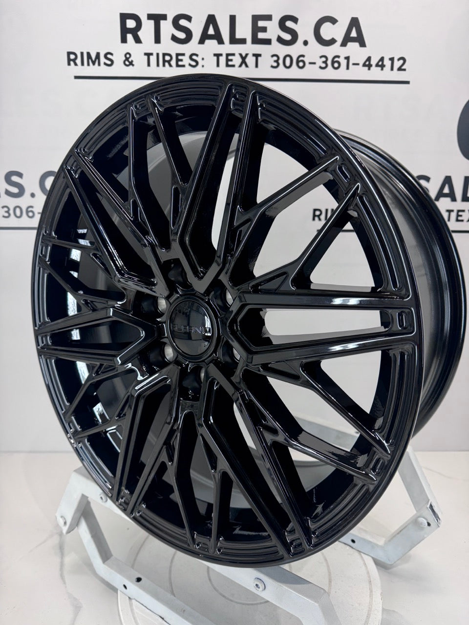 18 inch Ram Rebel Replica 1500 Rims 6x139.7
