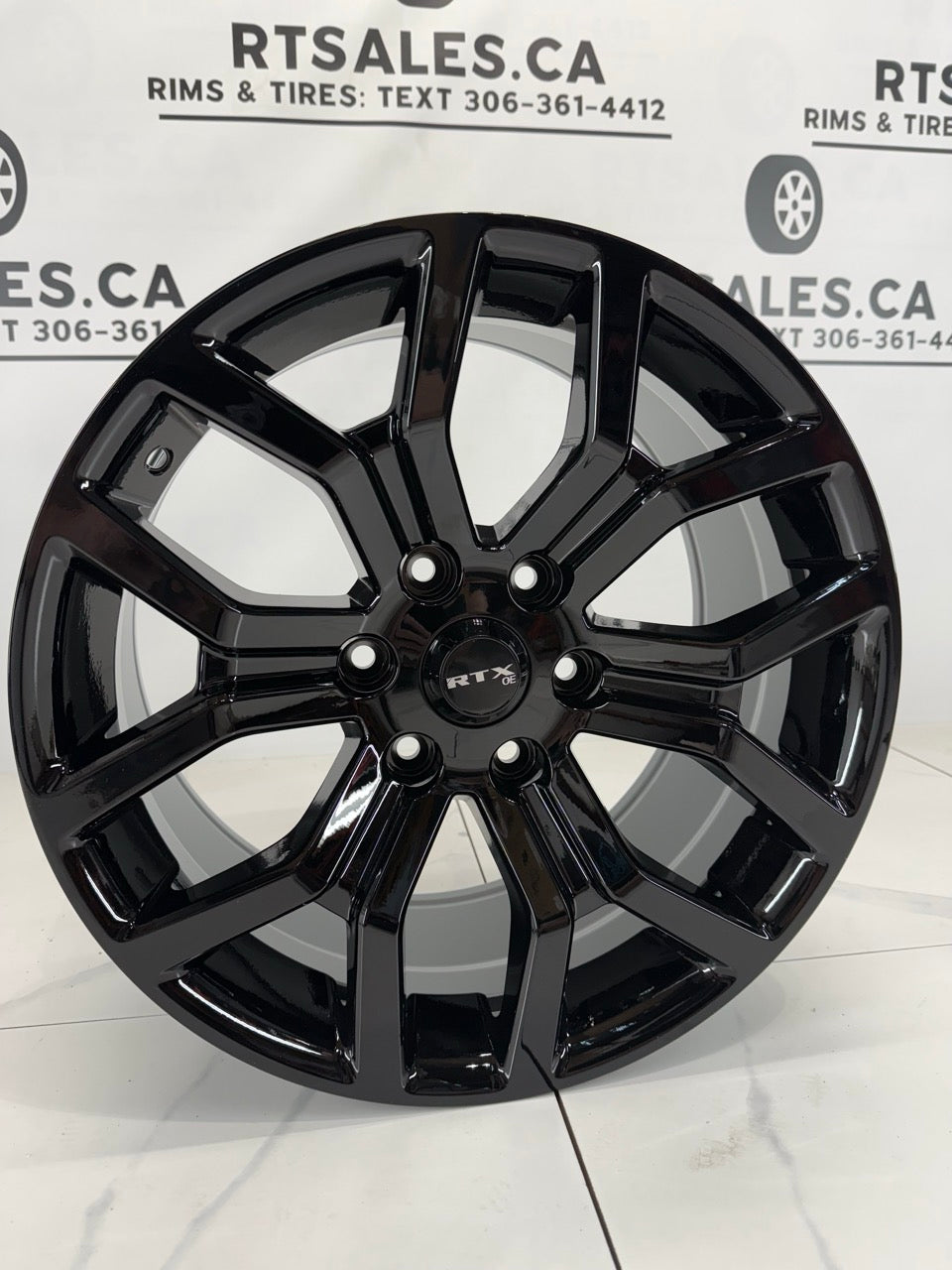18x9 Replica Tremor Rims 6x135