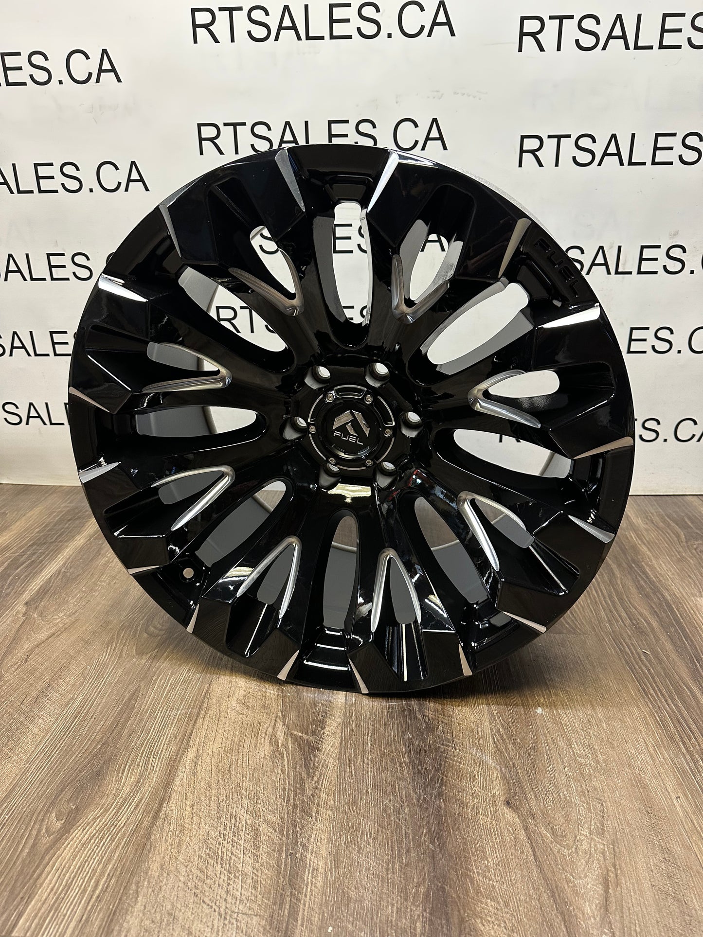 20x10 Fuel Quake Rims 6x135 Ford F-150 Expedition