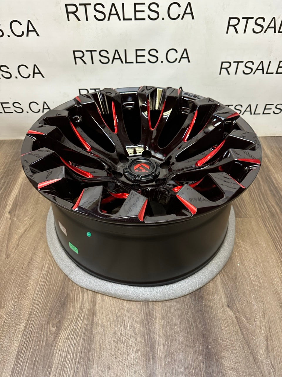20x10 Fuel Quake Rims 6x135 Ford F-150