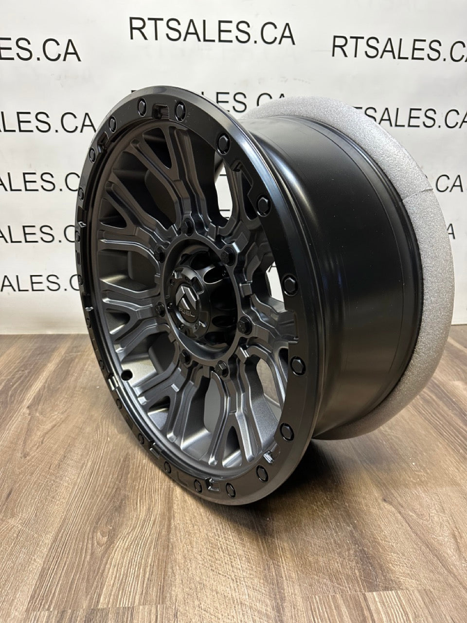 20x9 Fuel Traction Rims 6x135 Ford F-150 Expedition