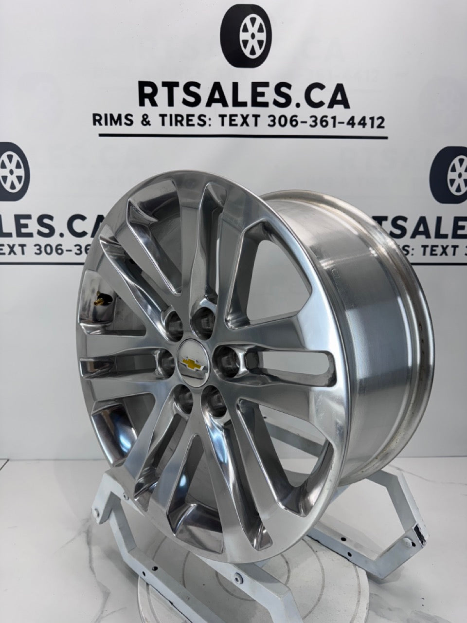 18x8.5 GM GMC CHEVY FACTORY OEM Rims 6x120