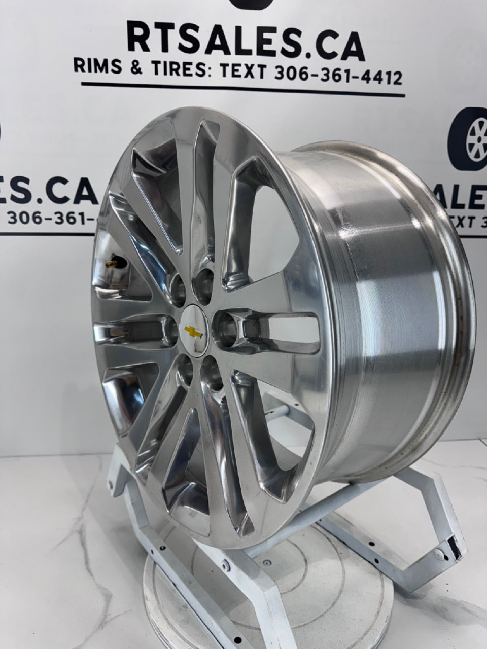 18x8.5 GM GMC CHEVY FACTORY OEM Rims 6x120