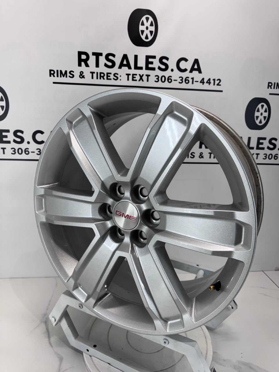 20x8 Chevy GMC OEM Rims 6x120 (takeoff)