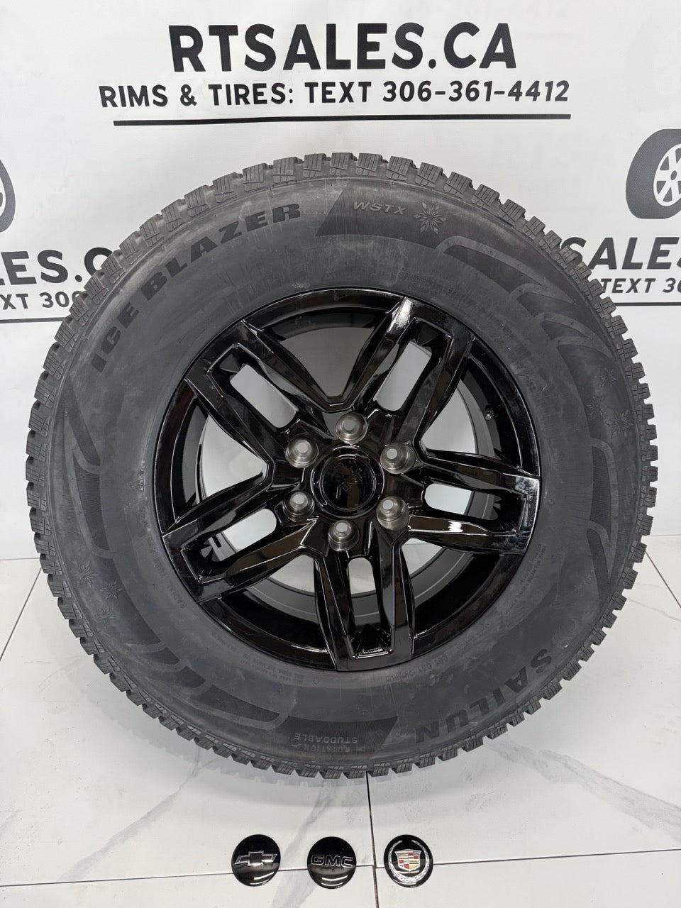 265/70/17 Studded WINTER tires rims 6x139