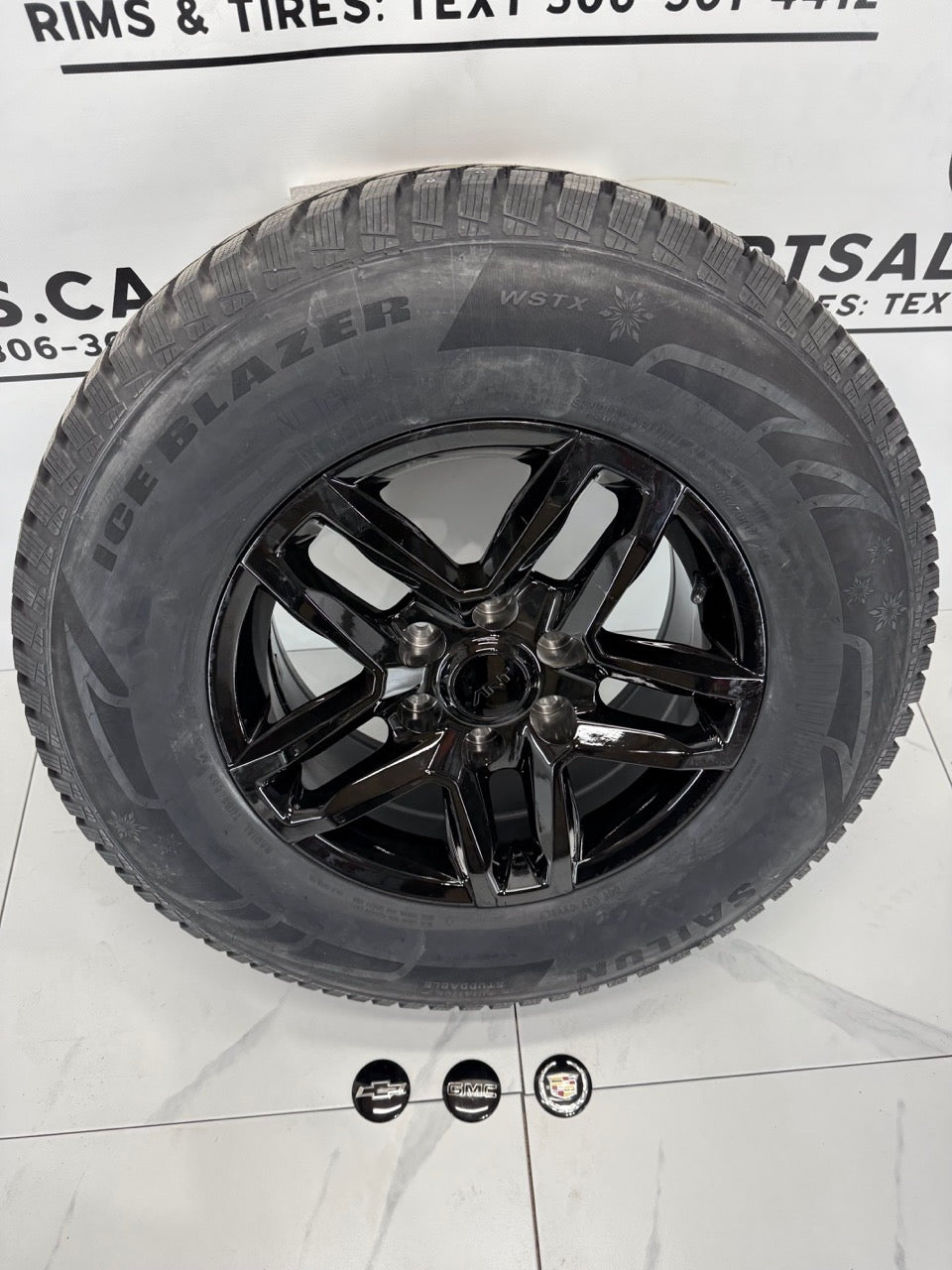 265/70/17 Studded WINTER tires rims 6x139